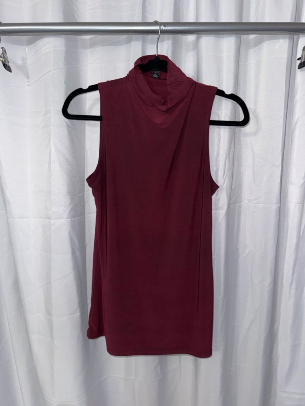 Halogen Sleeveless Mock Neck Top in Wine